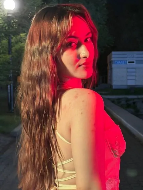Алина Сулейманова